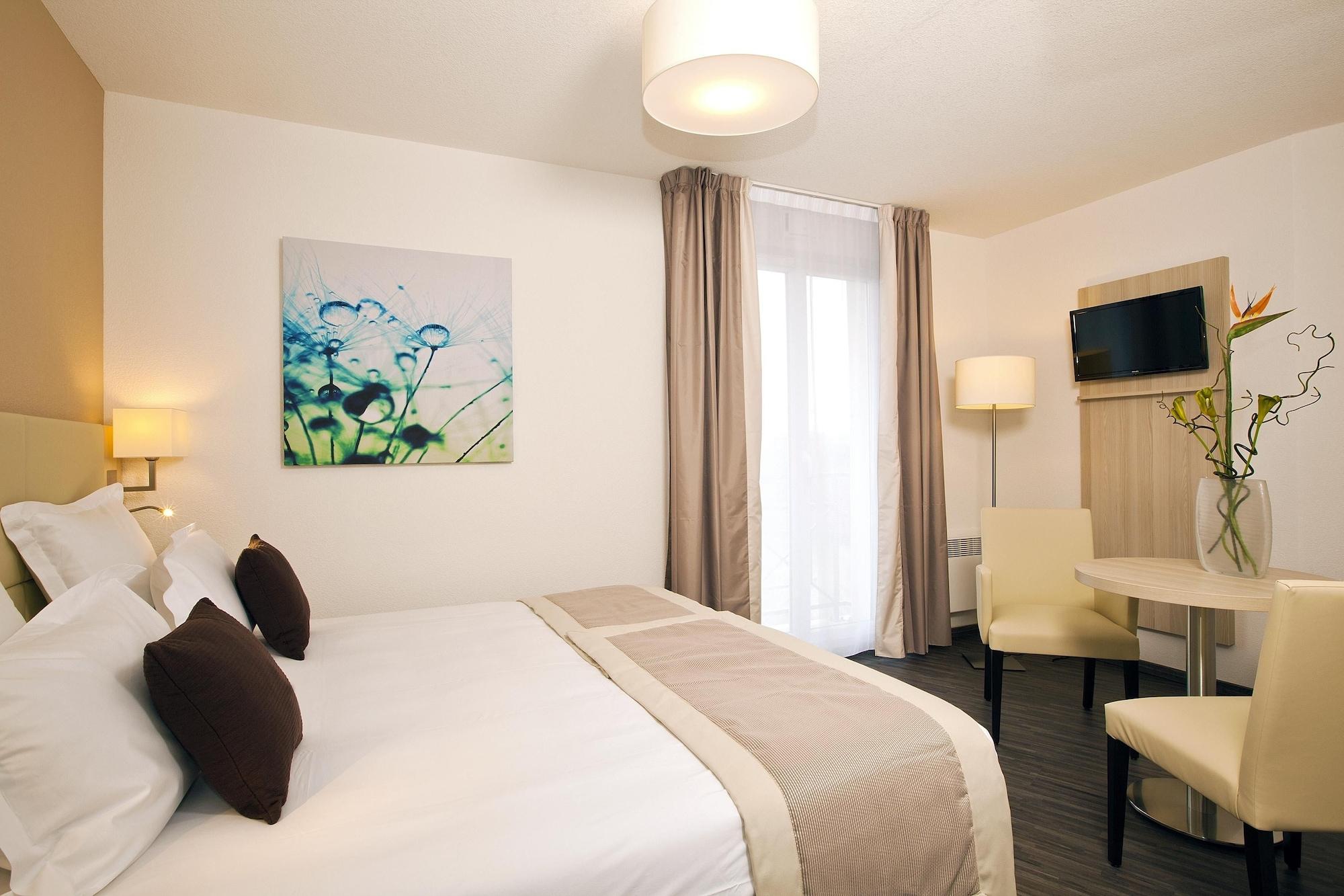 Residhome Neuilly Bords De Marne Εξωτερικό φωτογραφία