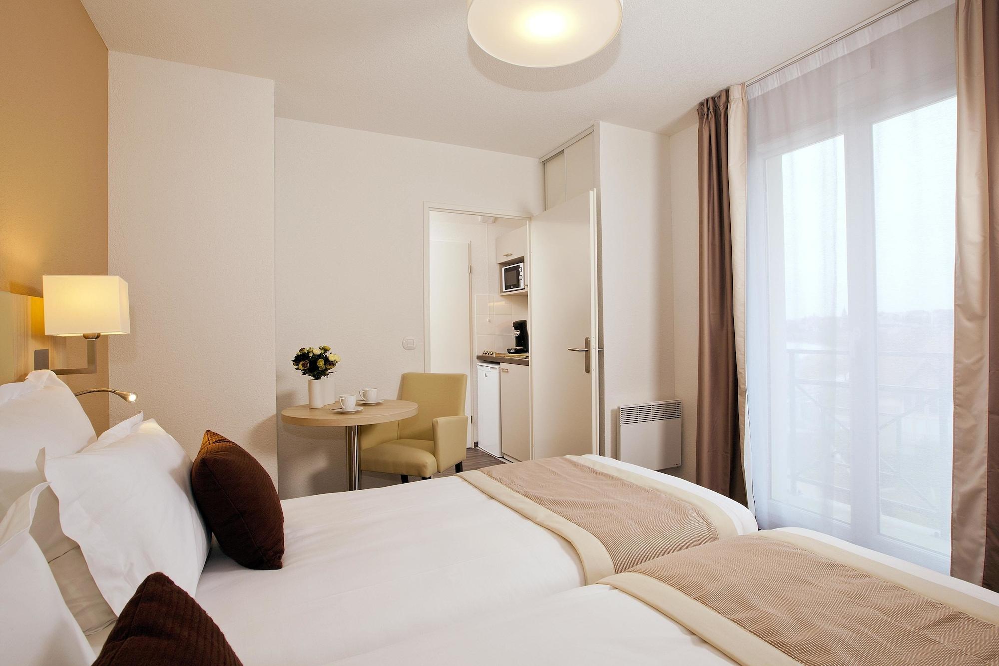 Residhome Neuilly Bords De Marne Εξωτερικό φωτογραφία