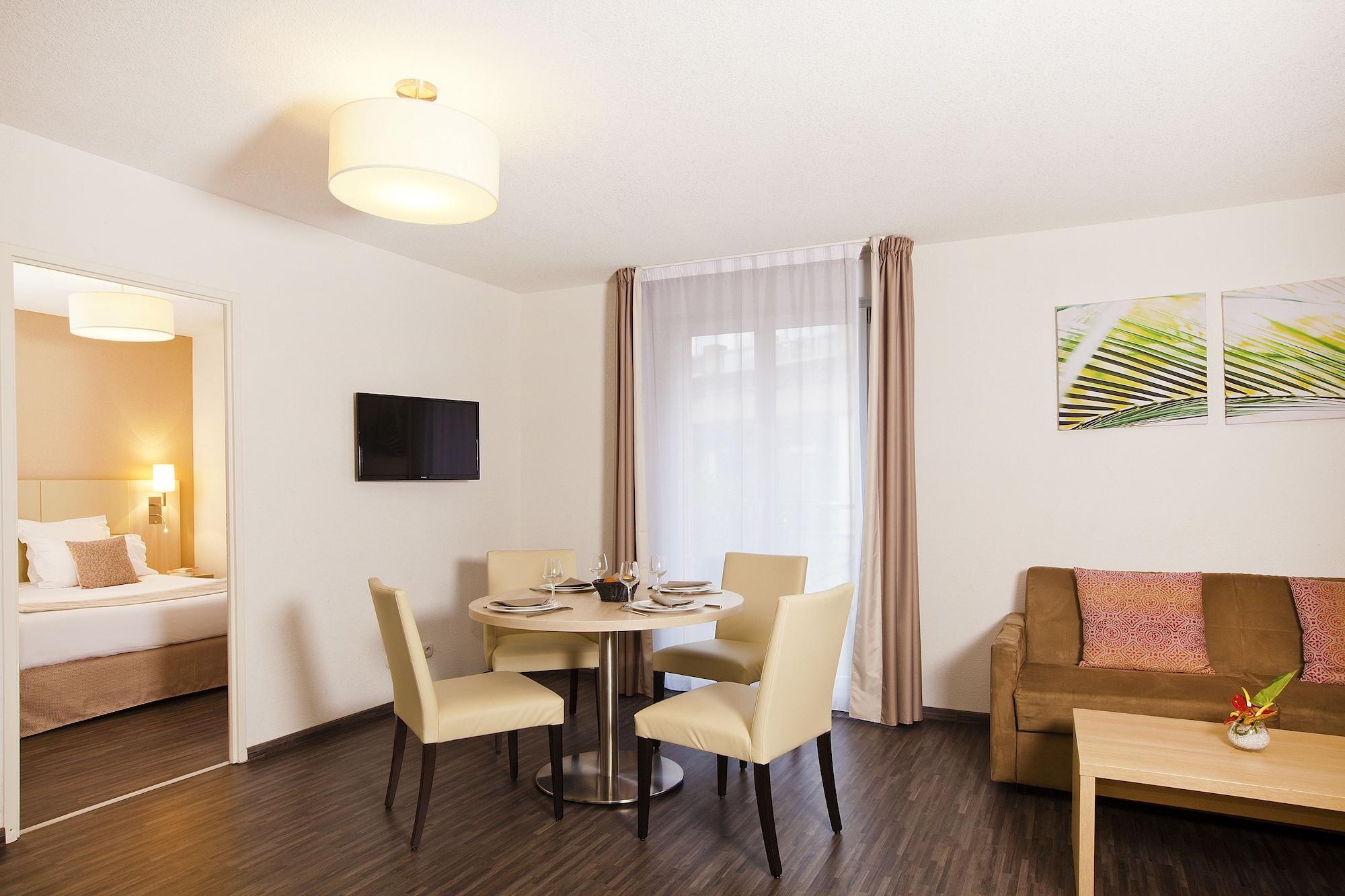 Residhome Neuilly Bords De Marne Εξωτερικό φωτογραφία