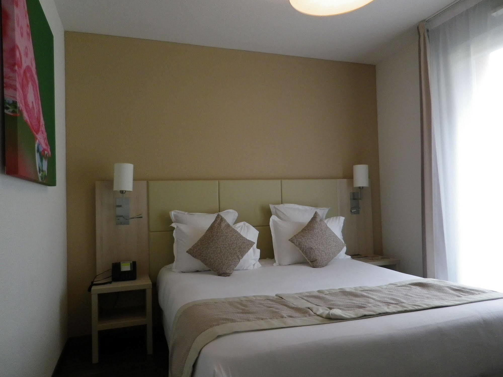 Residhome Neuilly Bords De Marne Εξωτερικό φωτογραφία